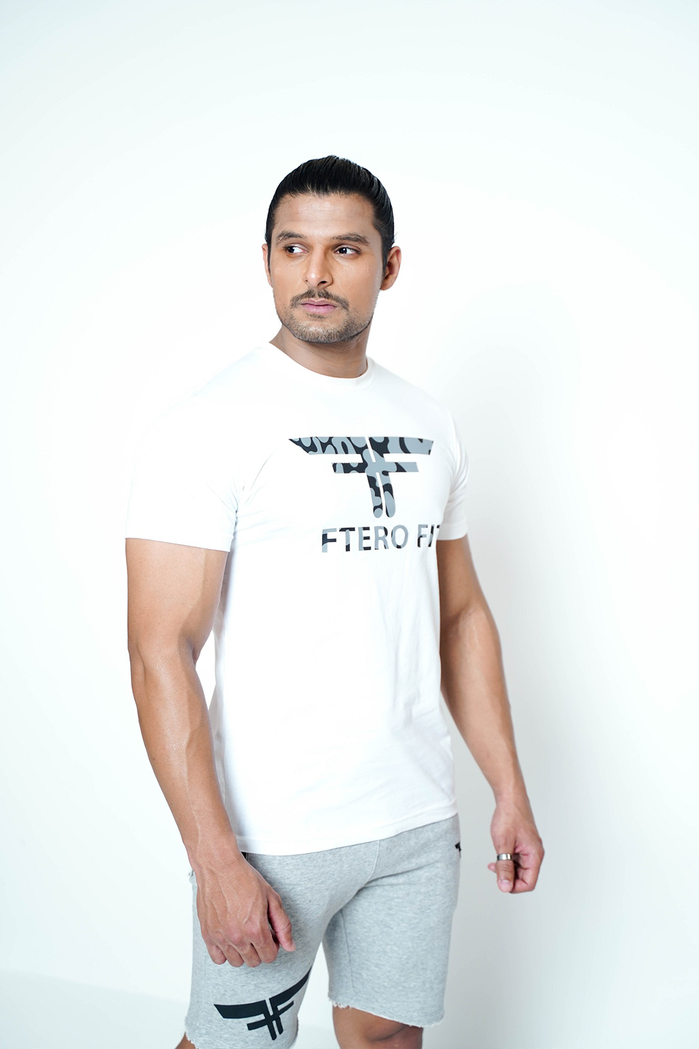 White Military Ftero Fit Shirt